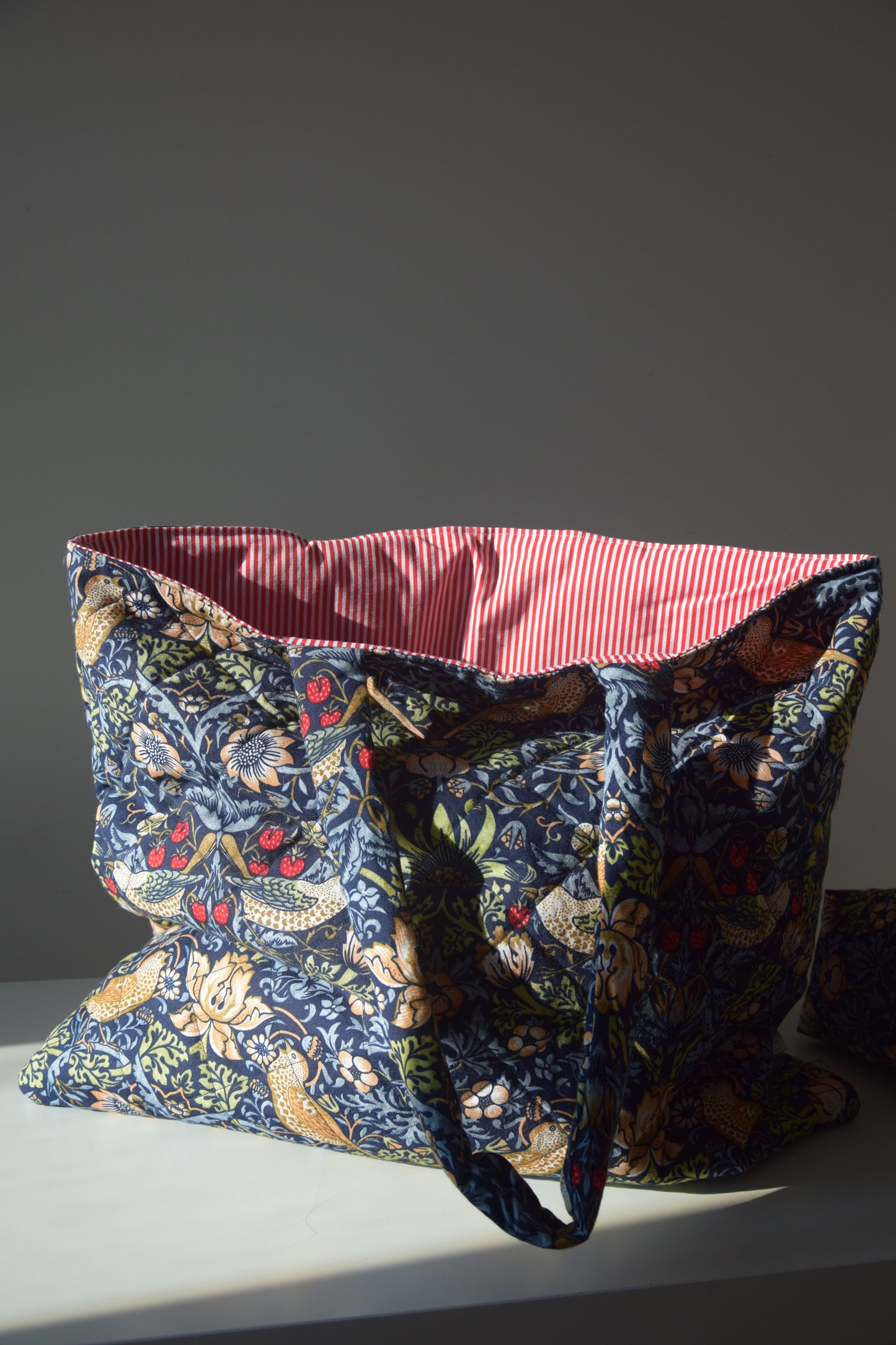 Morris Tote Blossom and Bloom