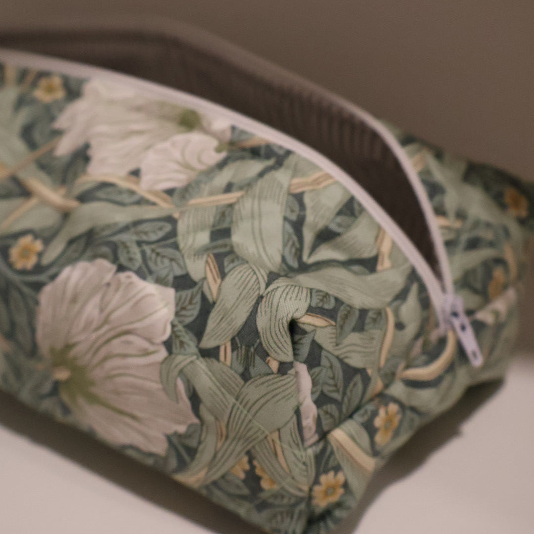 Willow cosmetic bag
