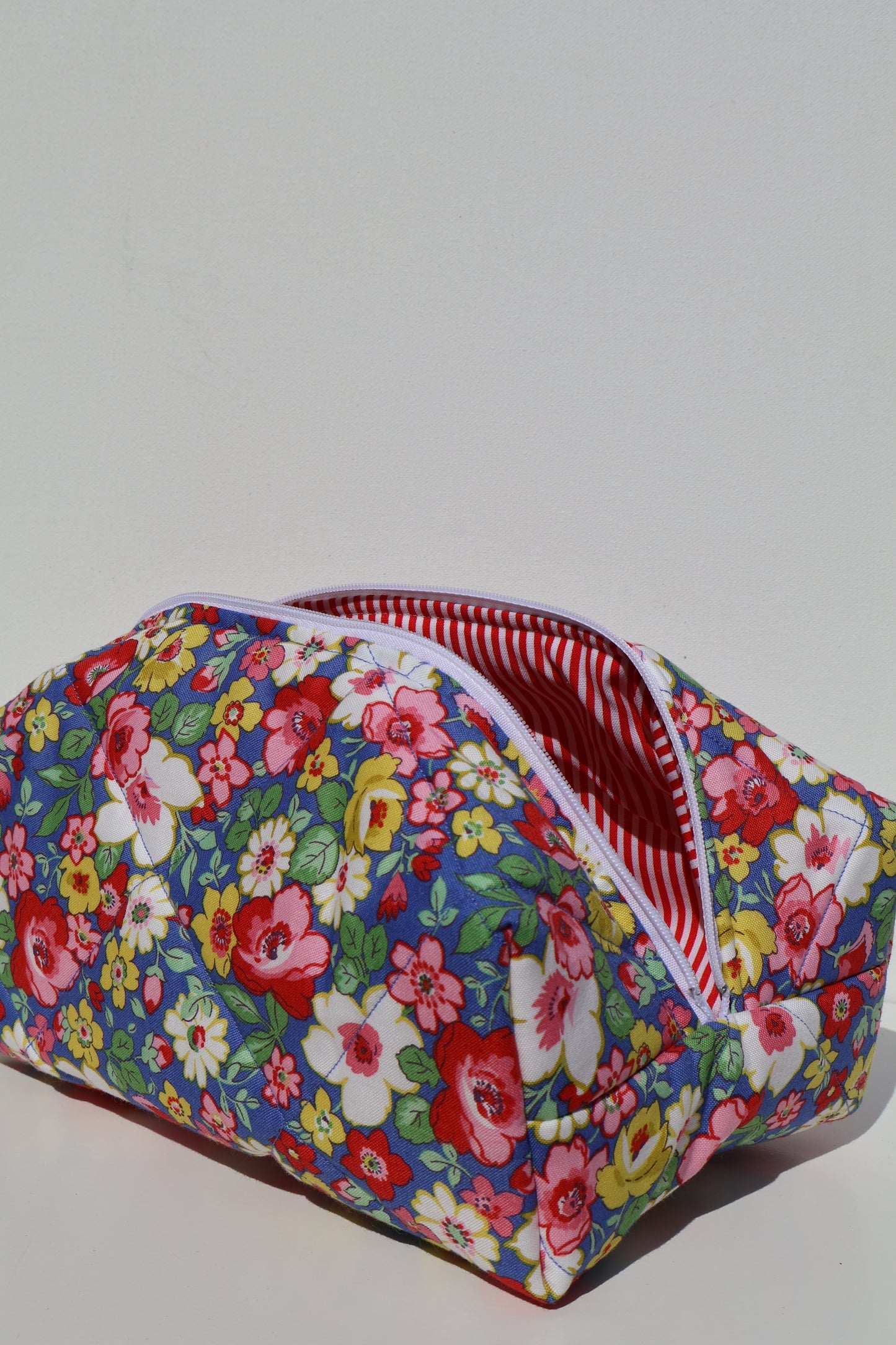Rue cosmetic bag
