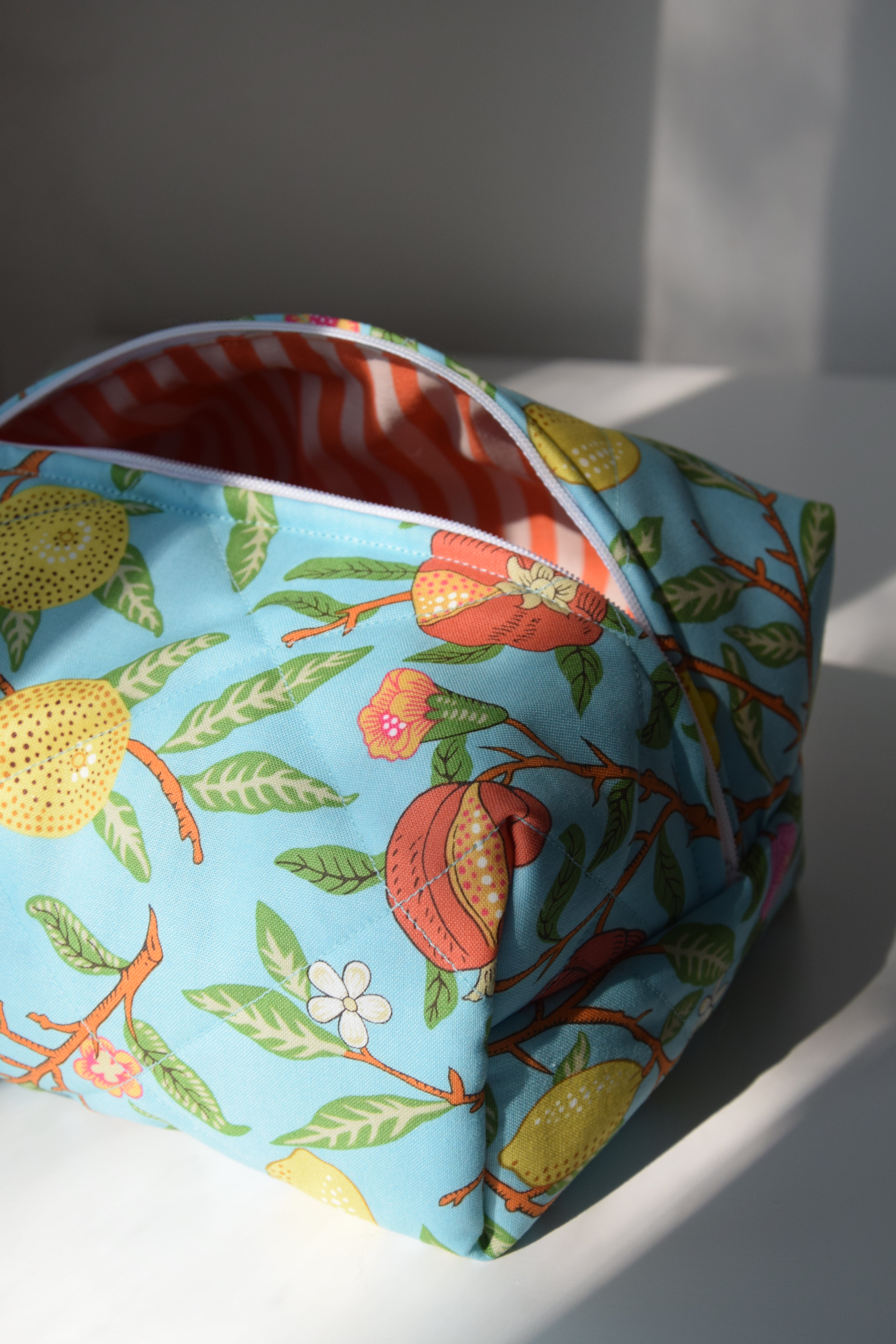 Amalfi Cosmetic Bag