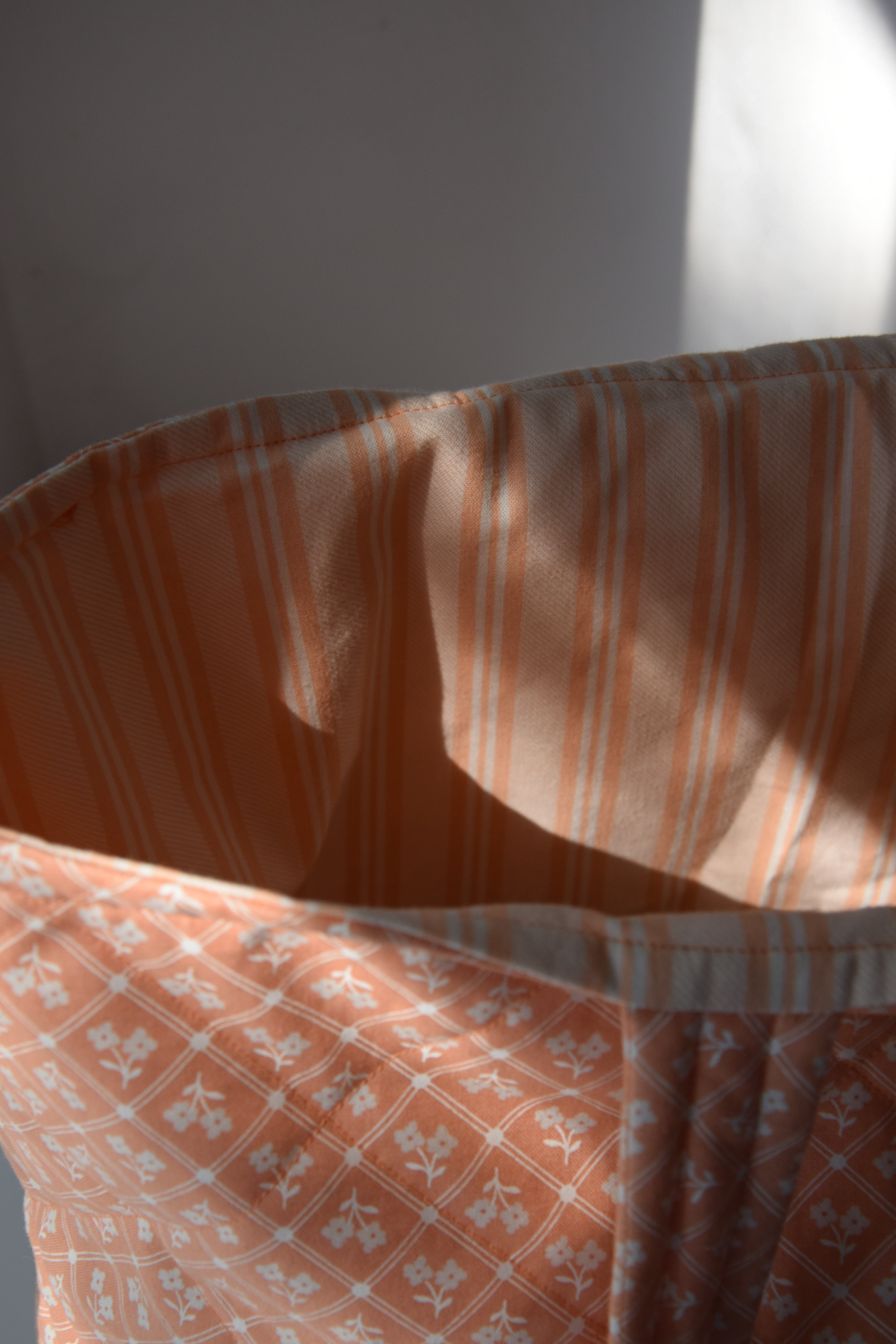 Peach Grove Tote
