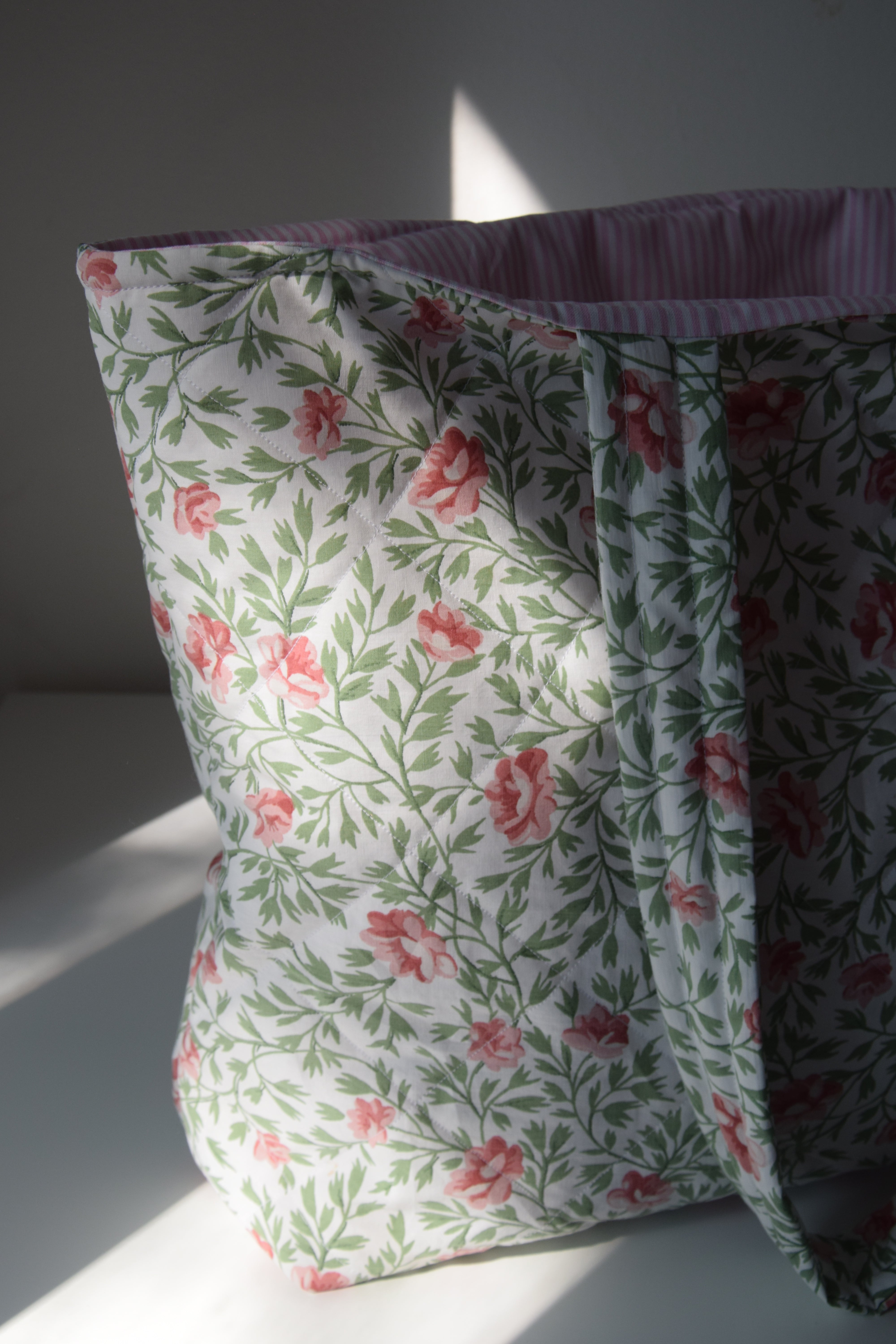 Rosy Meadow Tote