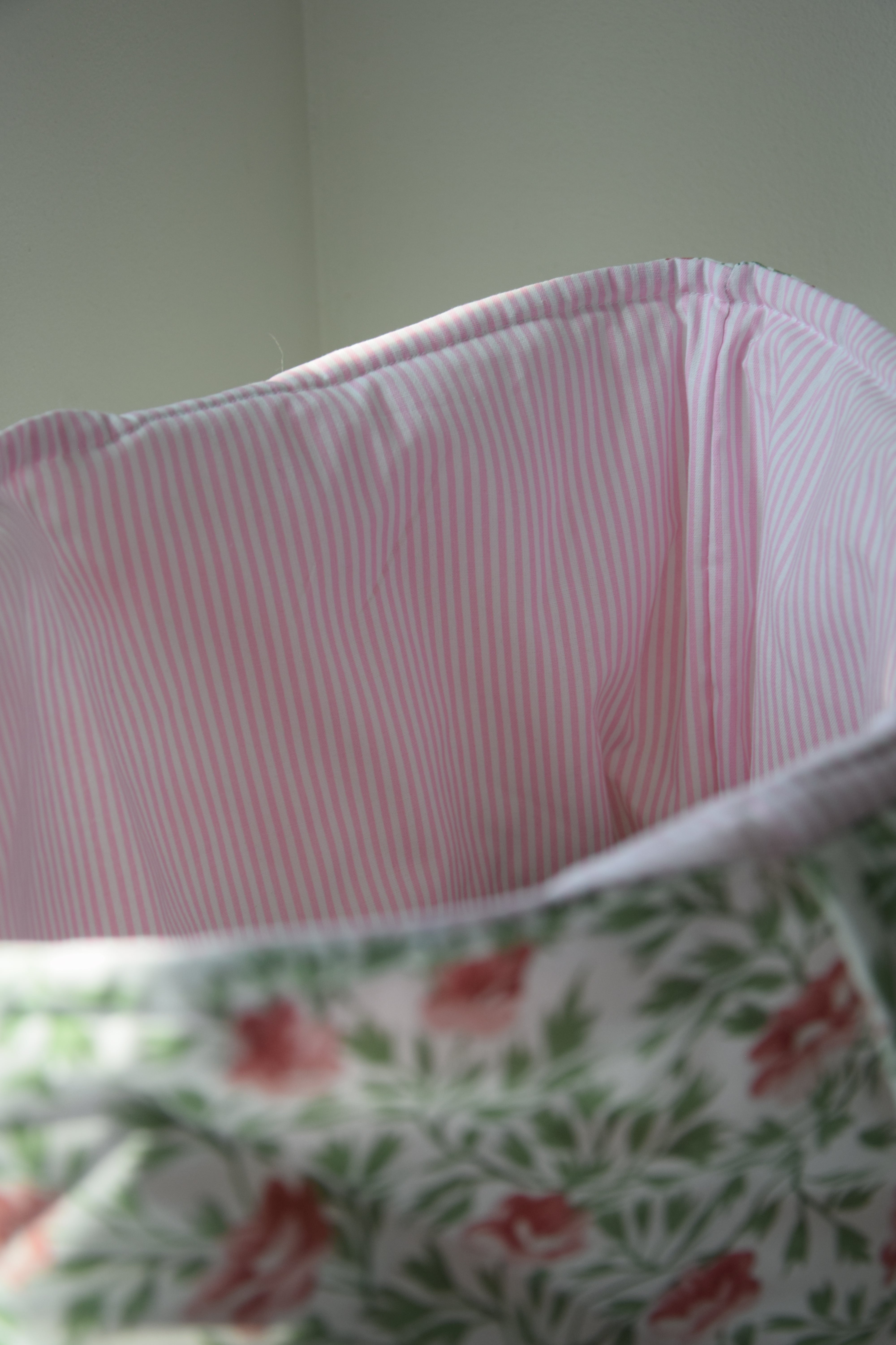Rosy Meadow Tote
