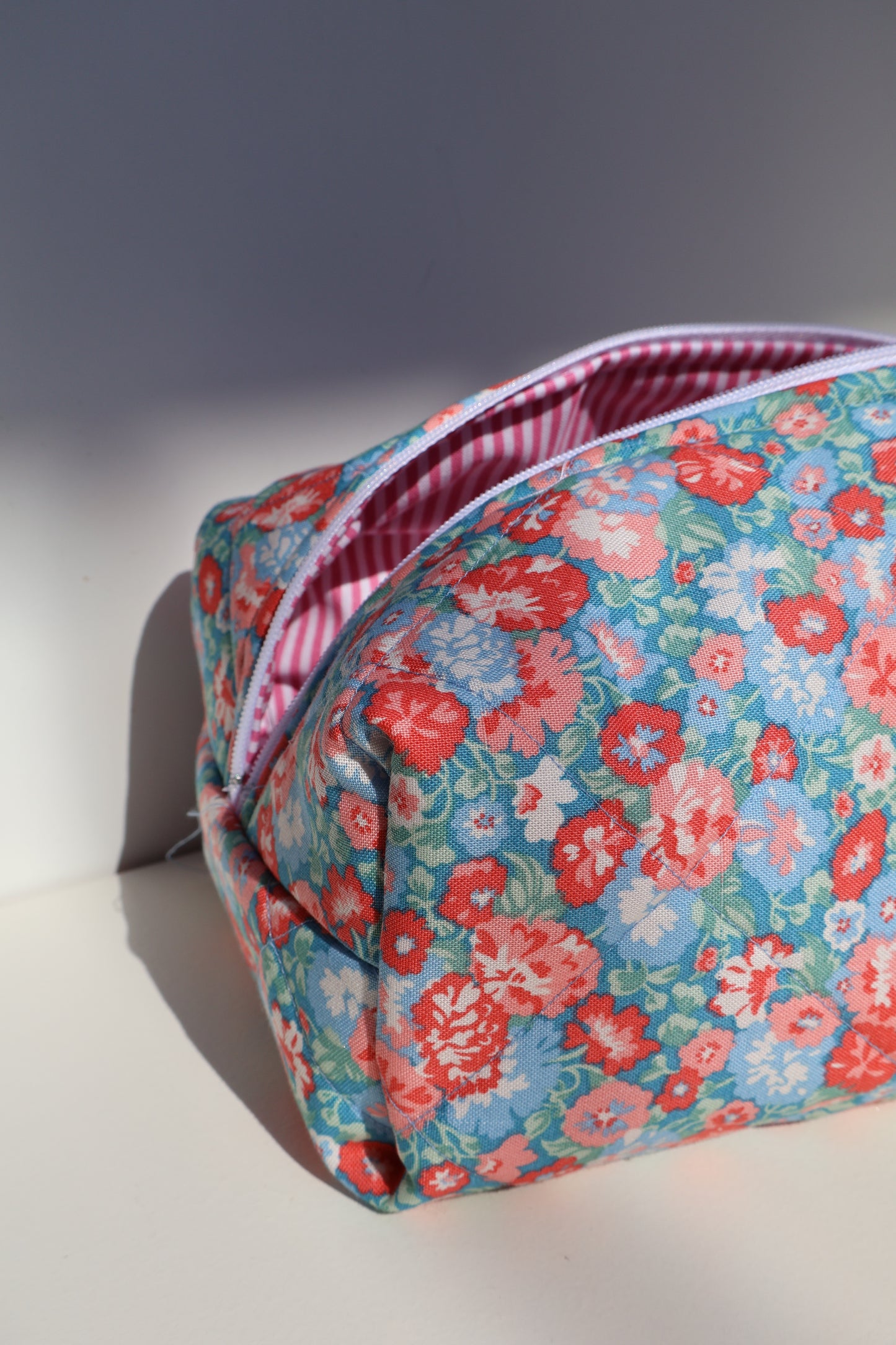 Poppy cosmetic bag
