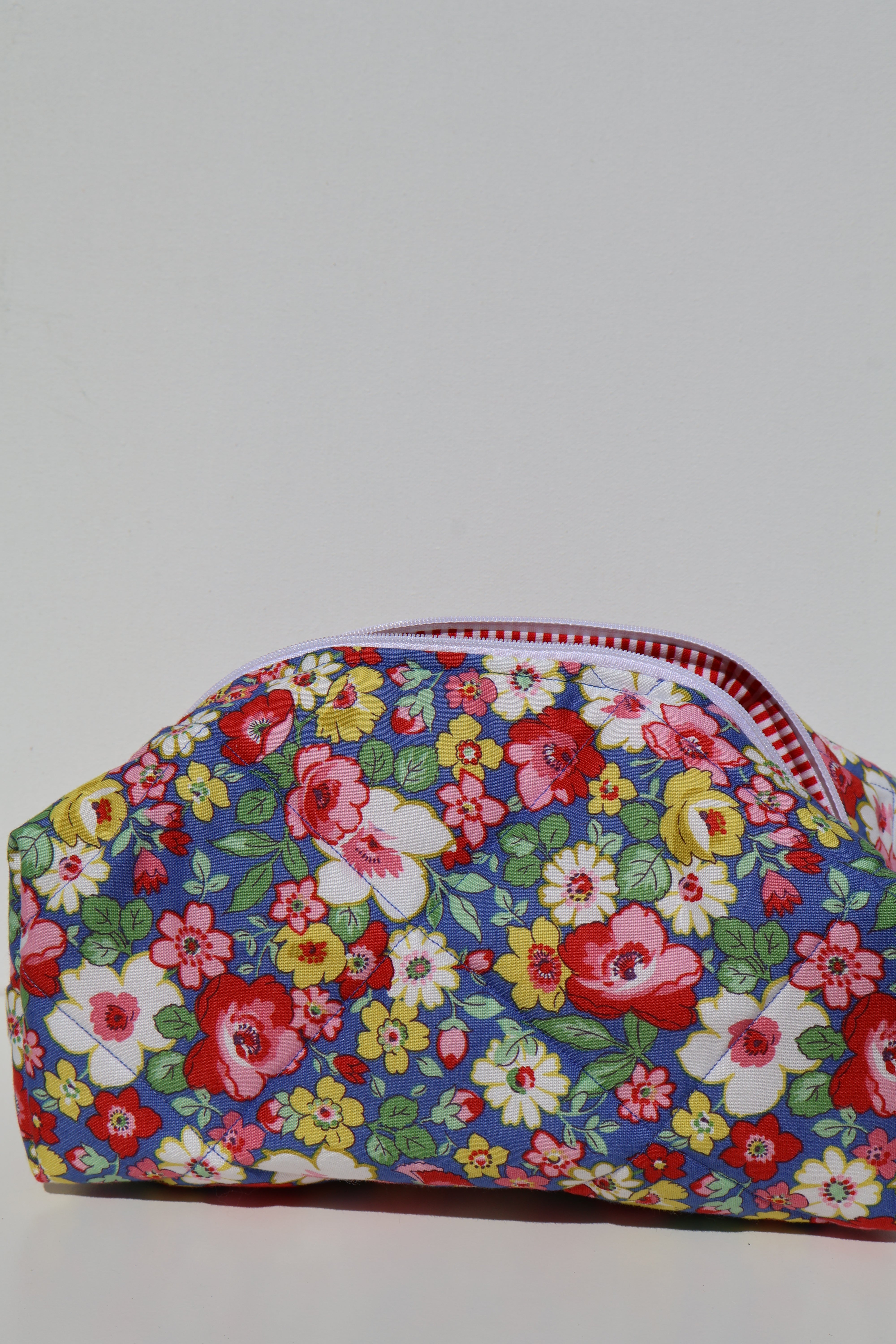 Rue cosmetic bag